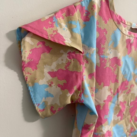 Colorful Women's Top - Picture 3 of 4